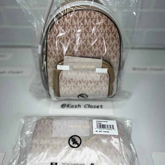 Michael Kors Backpack Jaycee Ombré Convertible Bag & Double Zip Wristlet Bundle main image 6